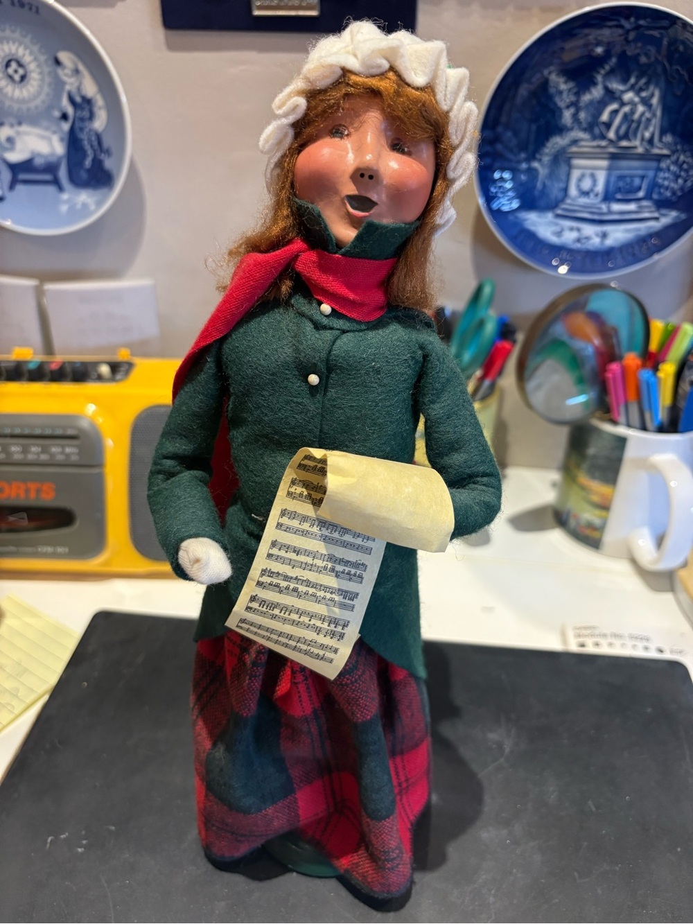 Festive Caroler Figurine in Green and Red - Holiday Decoration